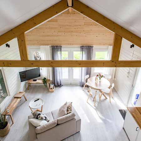 Chalet Met Loft - Vakantiepark De Schreiershoek Dokkum Exterior photo